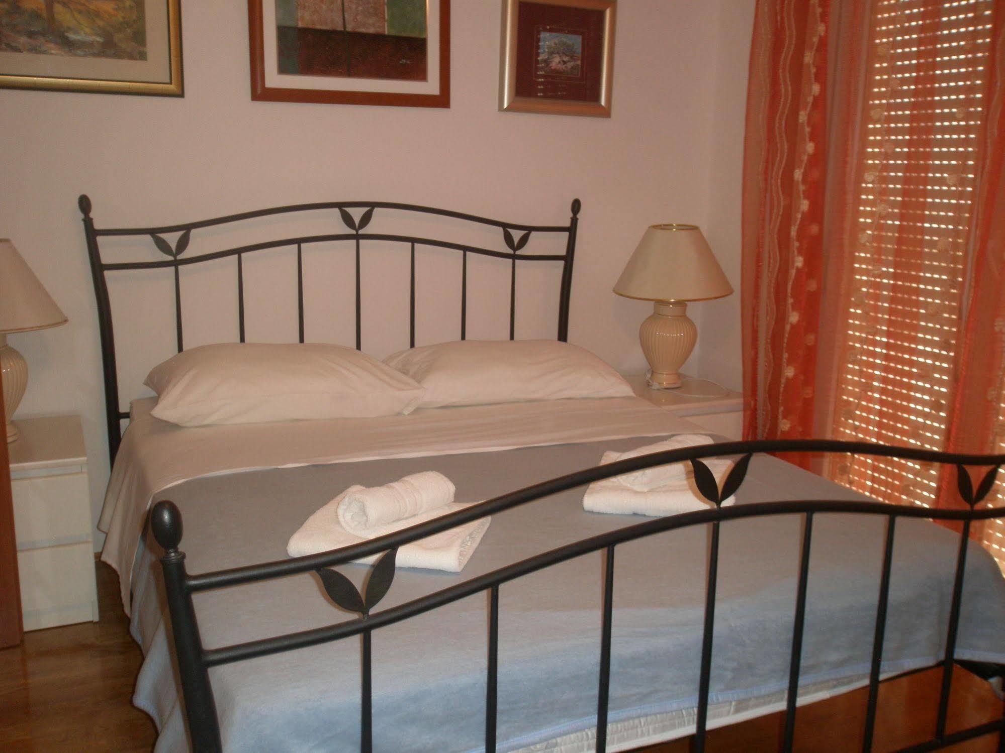 Apartments Znjan Сплит Екстериор снимка
