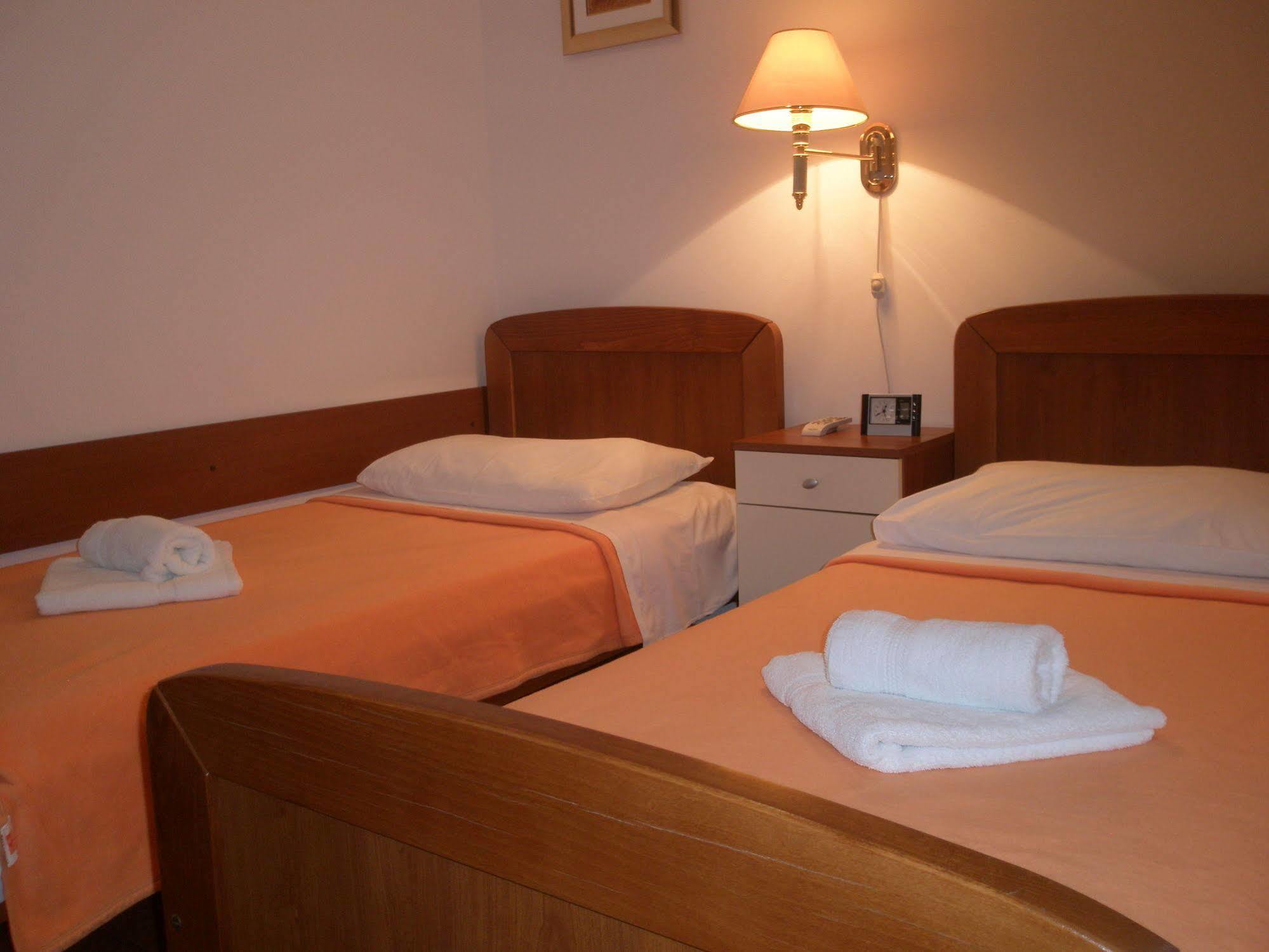 Apartments Znjan Сплит Екстериор снимка