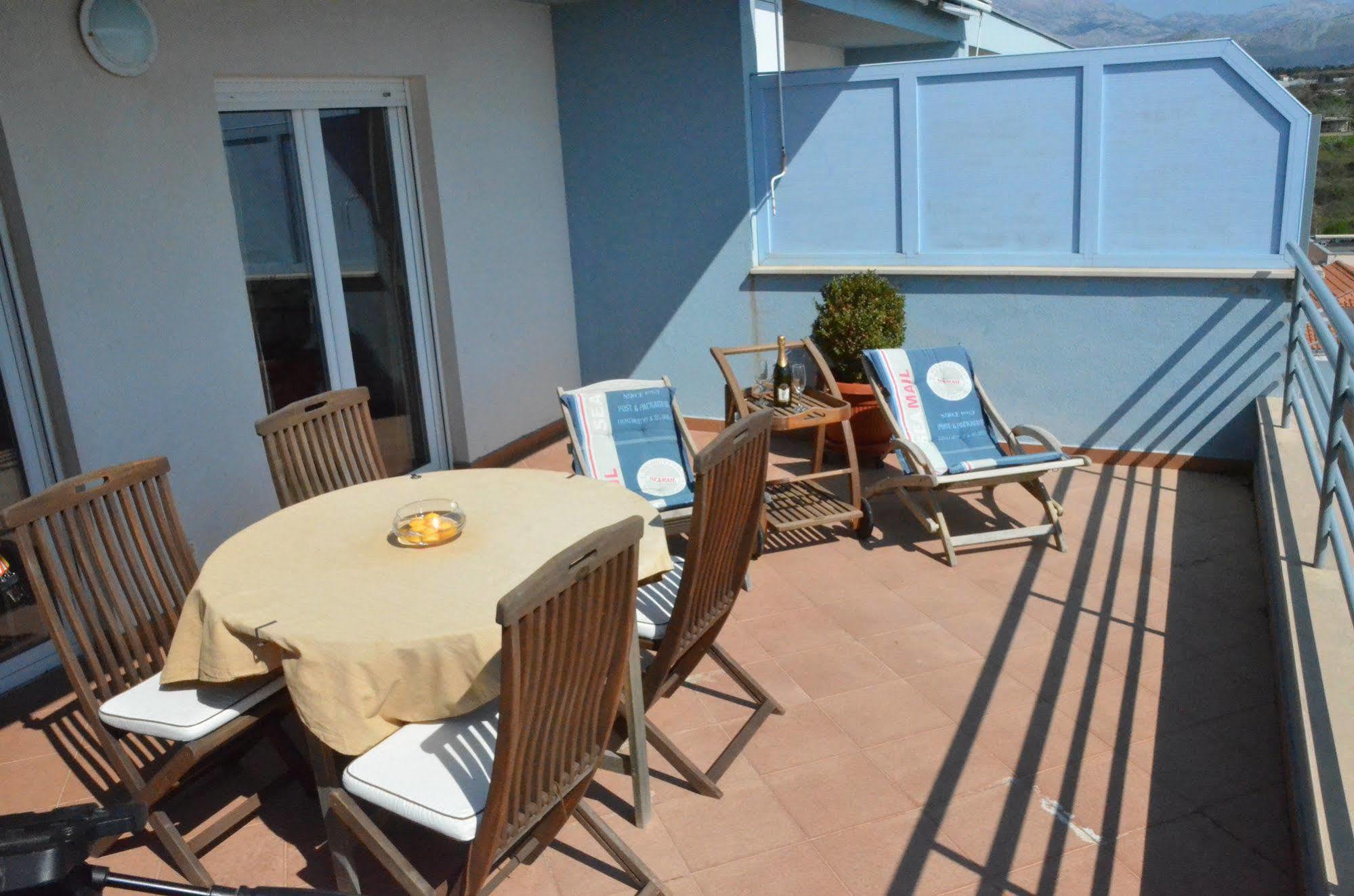 Apartments Znjan Сплит Екстериор снимка